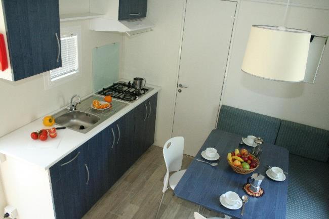 Camping Golden Sunset Alissos 외부 사진